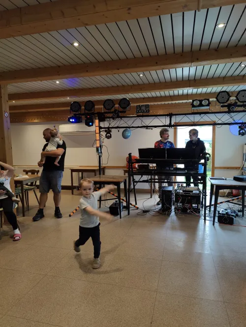 DJ Christian bei der Arbeit